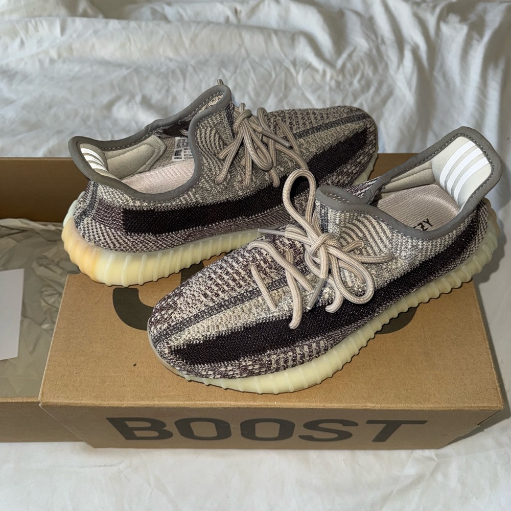 Adidas Yeezy Boost 350 V2 Sneakers - Gray and Black